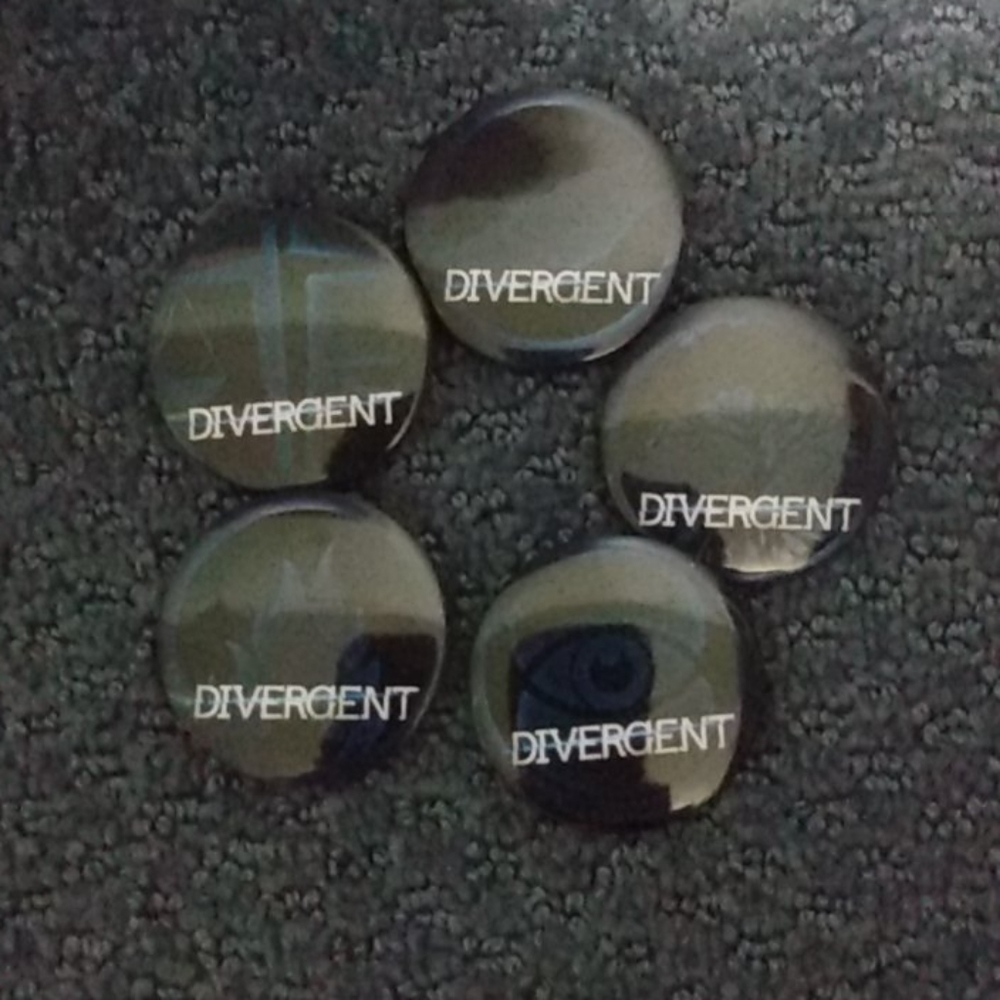 Divergent Pins